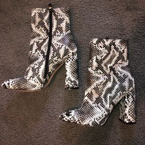 SNAKE SKIN BOOTIES